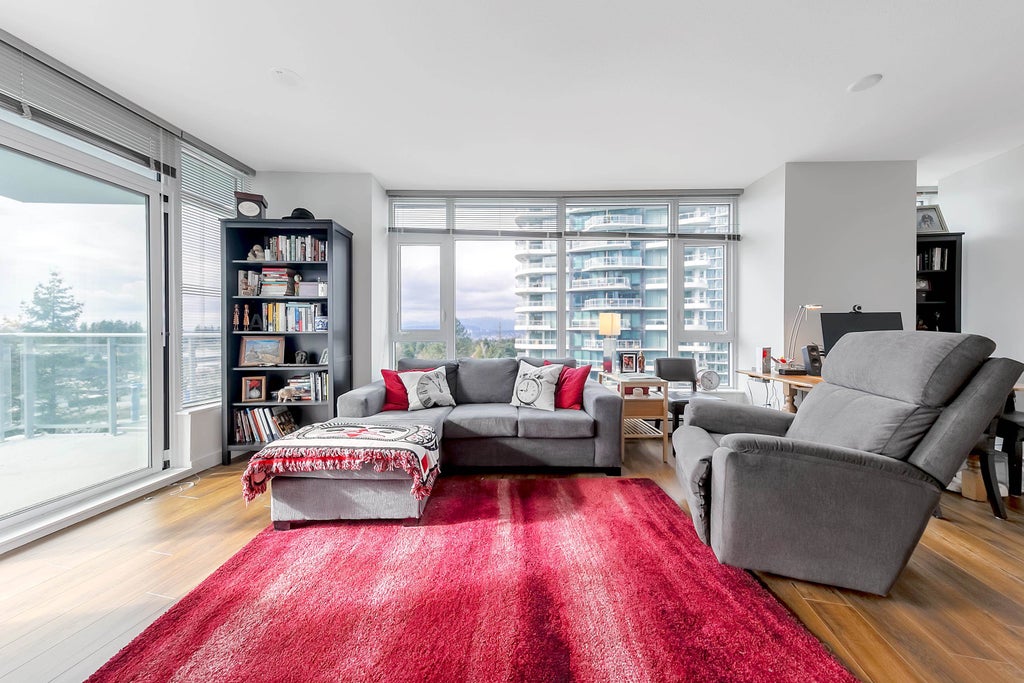 Photo of 13308 Central Avenue #903, Surrey, BC V3T 0M4 (MLS # R3175987)