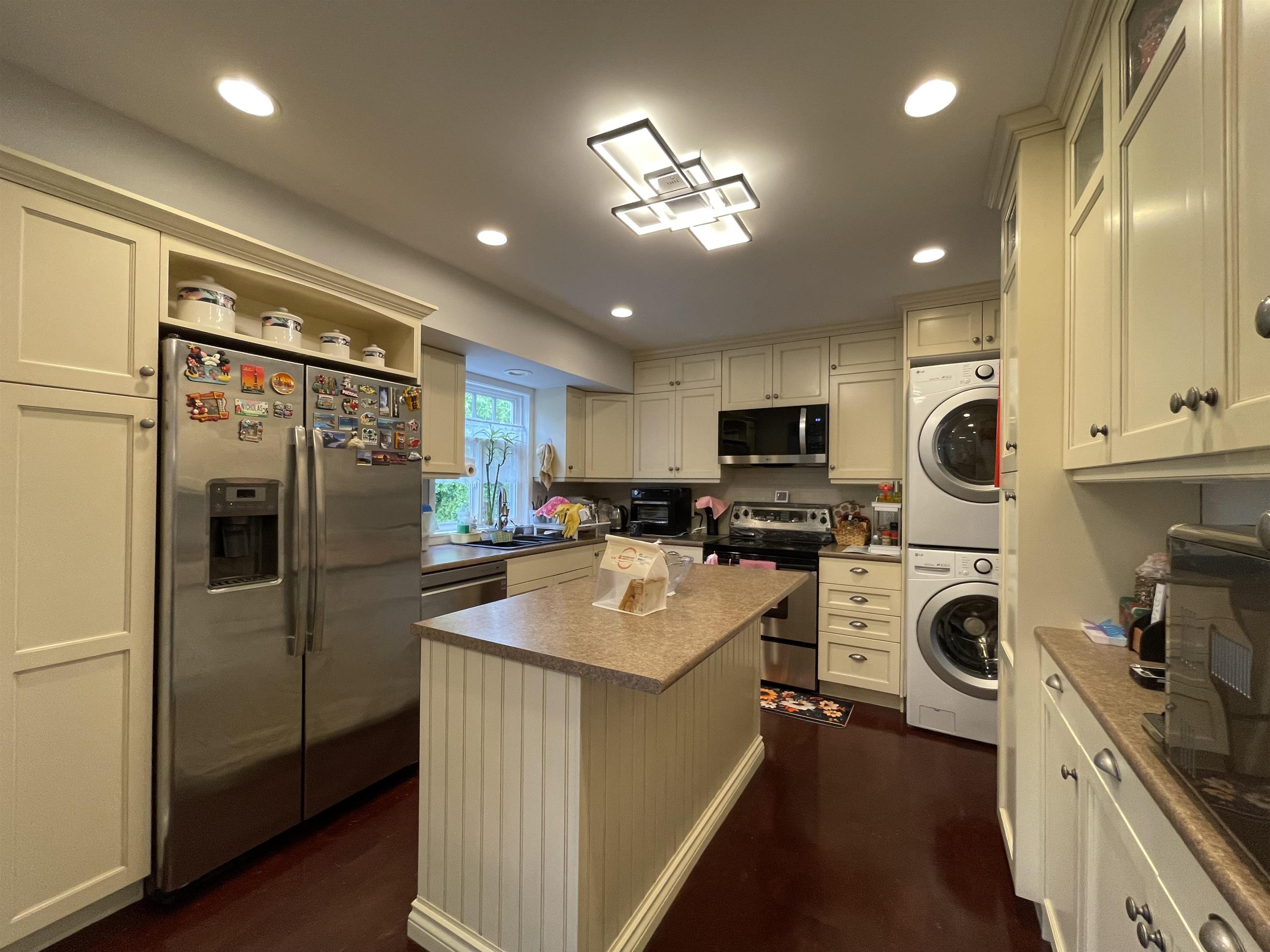 3645 Liverpool Street