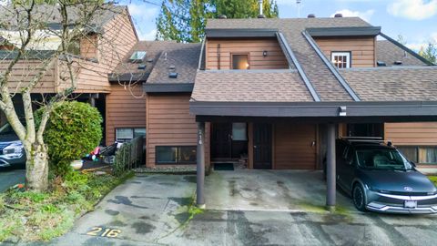 216 Cambridge Way Port Moody BC V3H 3W7