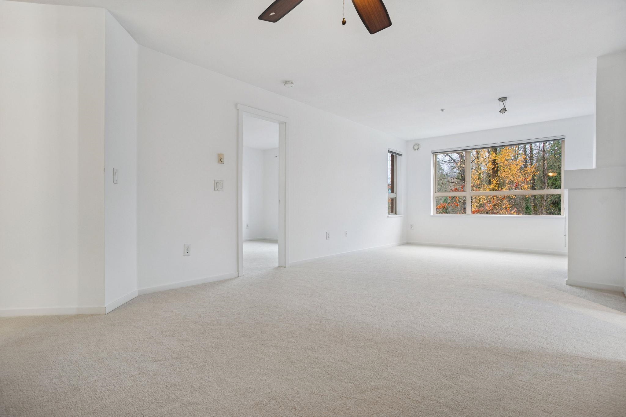 700 Klahanie Drive 206