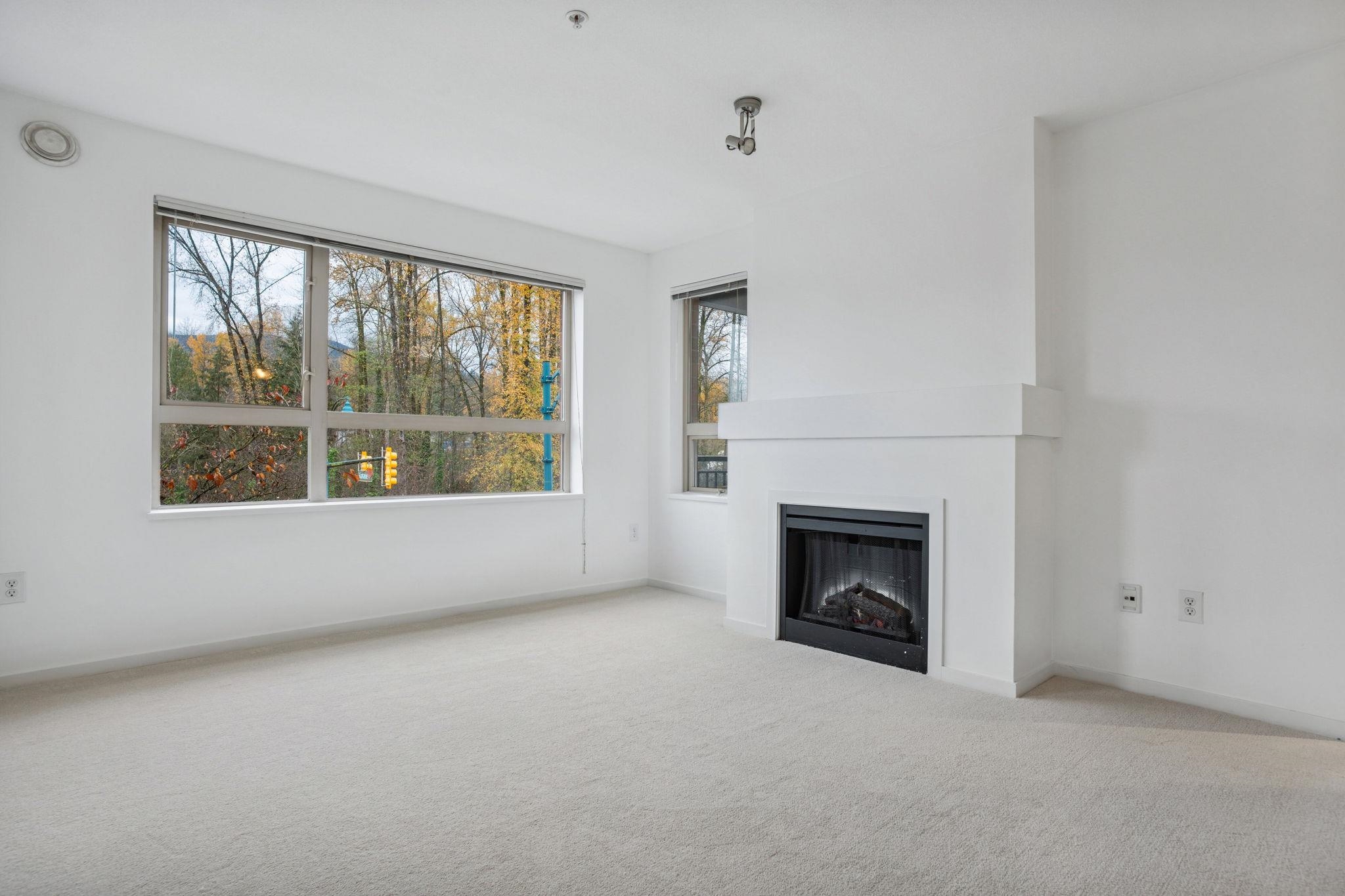 700 Klahanie Drive 206