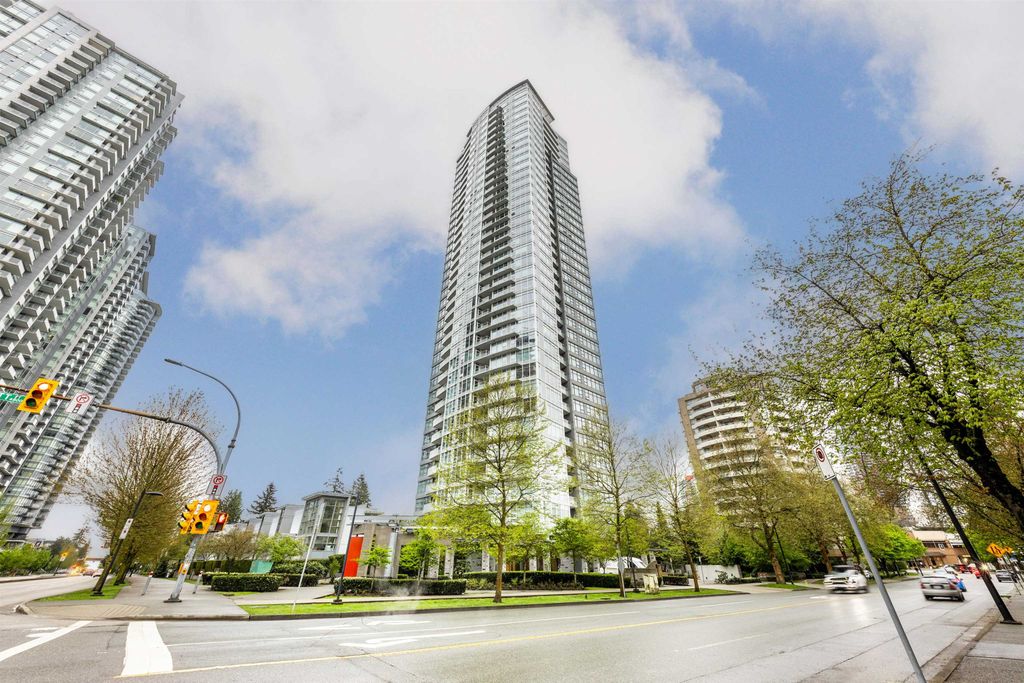 listing image 1104354861451394458