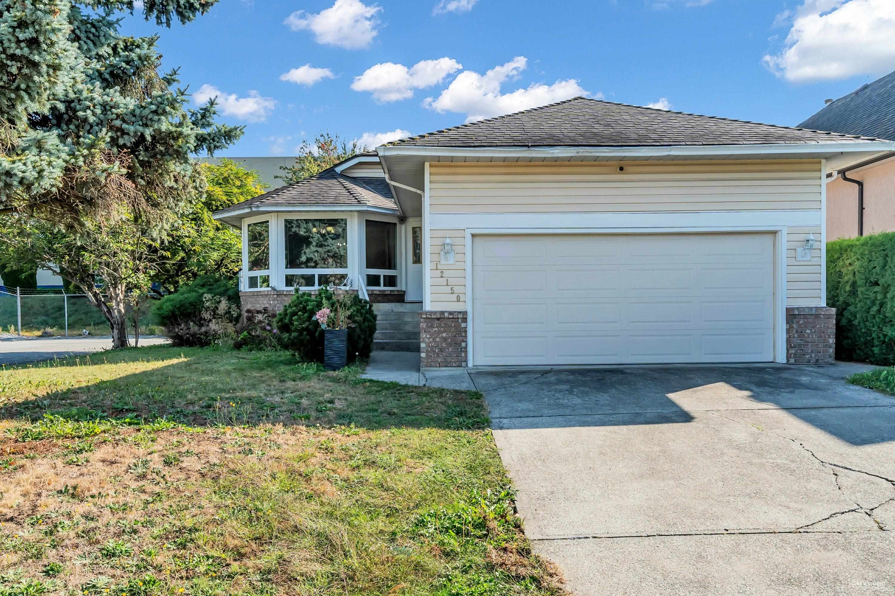 12150 Chestnut Crescent