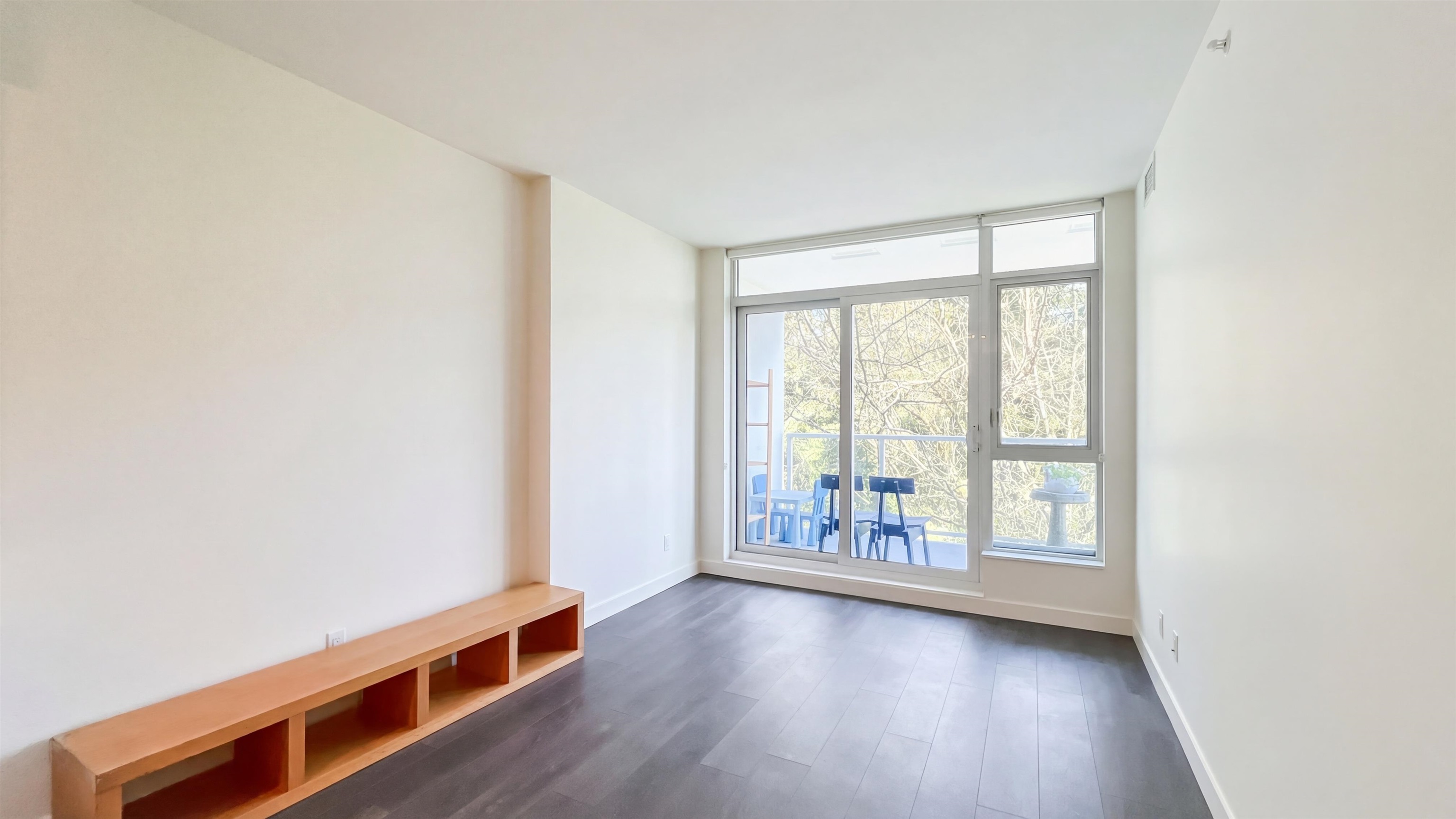 595 Austin Avenue 703