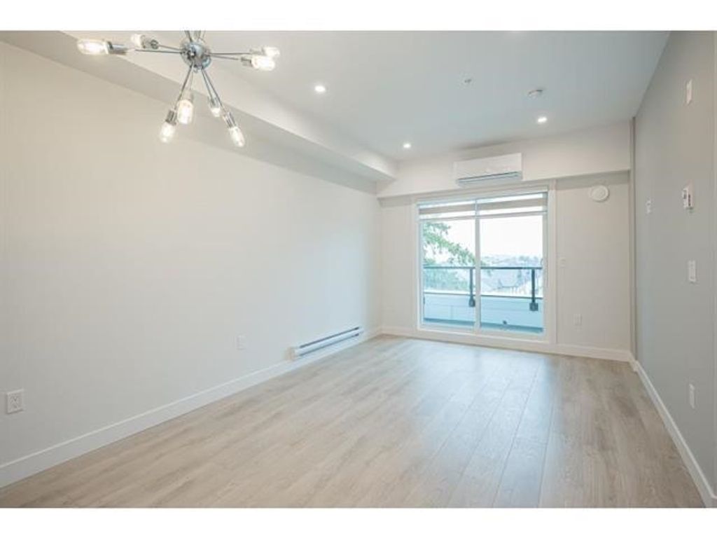 listing image 1107175416870422295