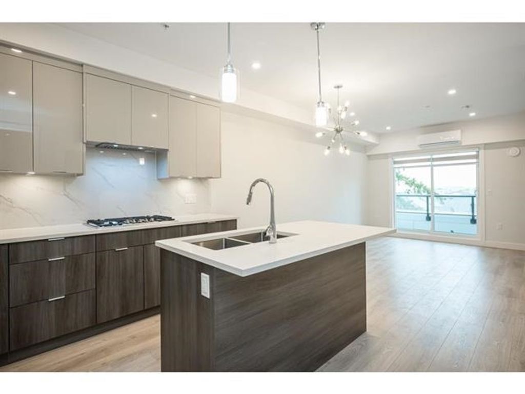 listing image 1109116518470106508