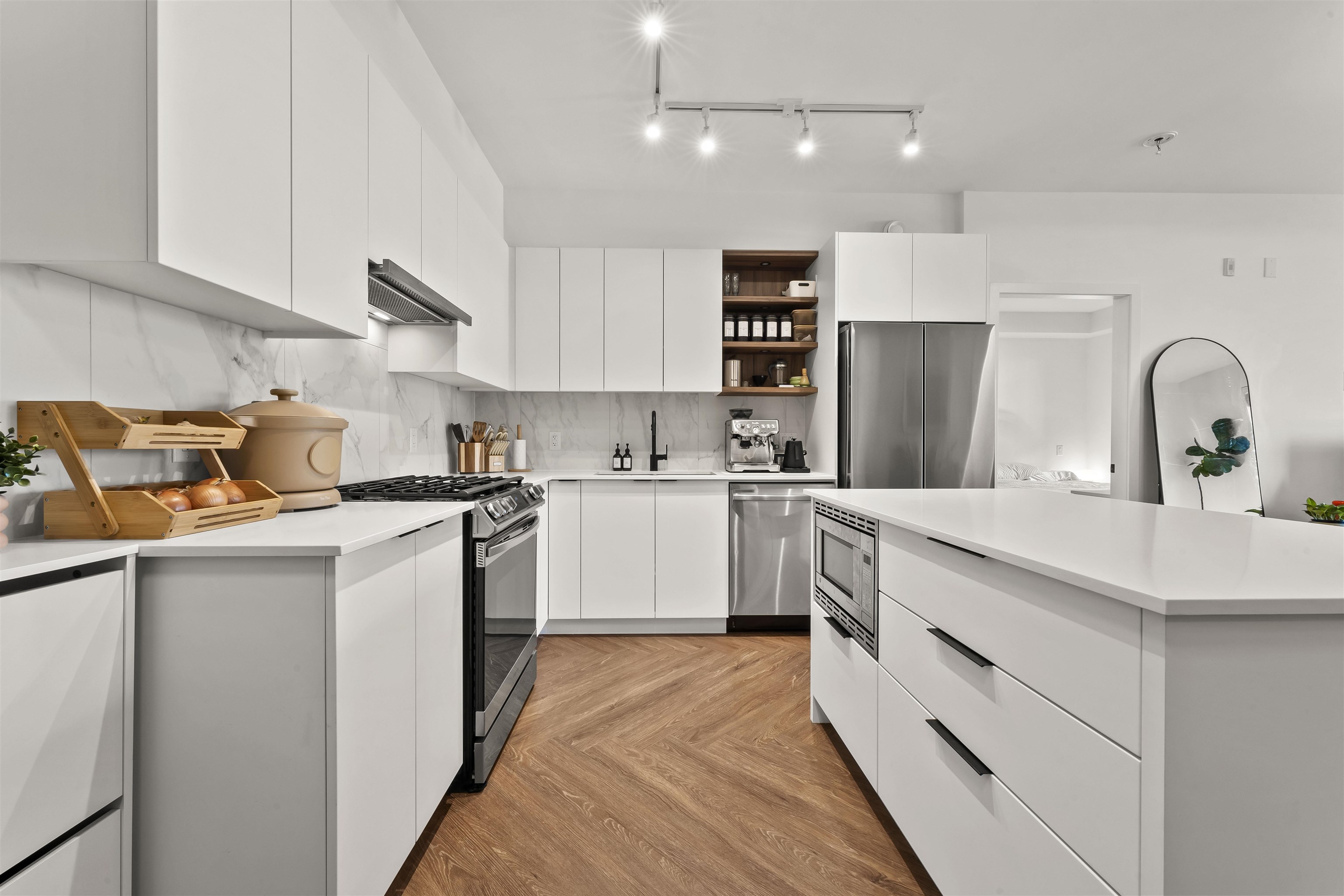 3229 St Johns Street 411