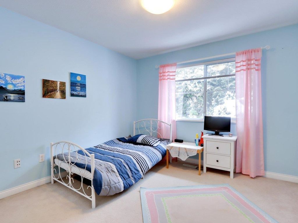 listing image 1101522714536861942