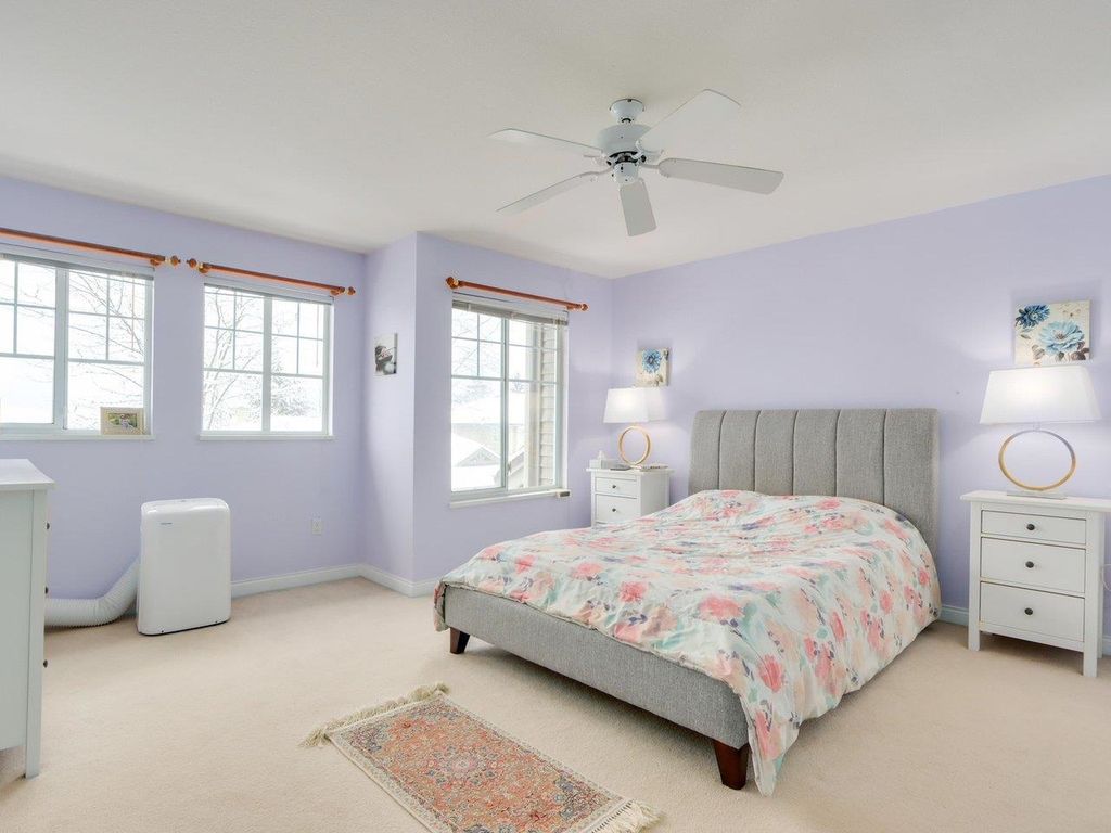 listing image 1106614756112419511