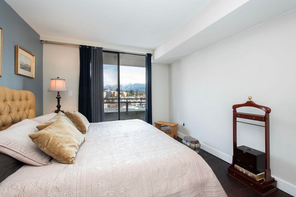 listing image 1102531926470402095