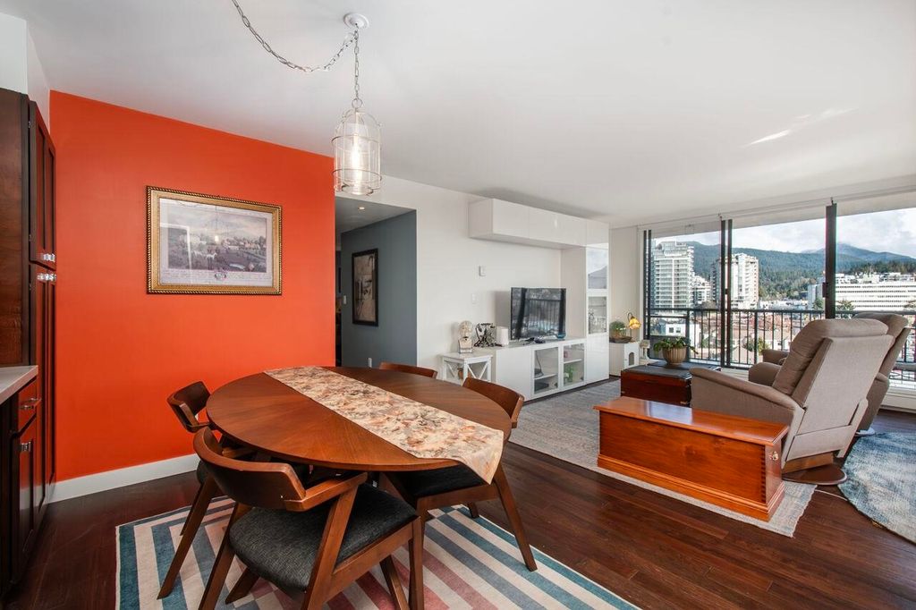 listing image 1102772312176048726