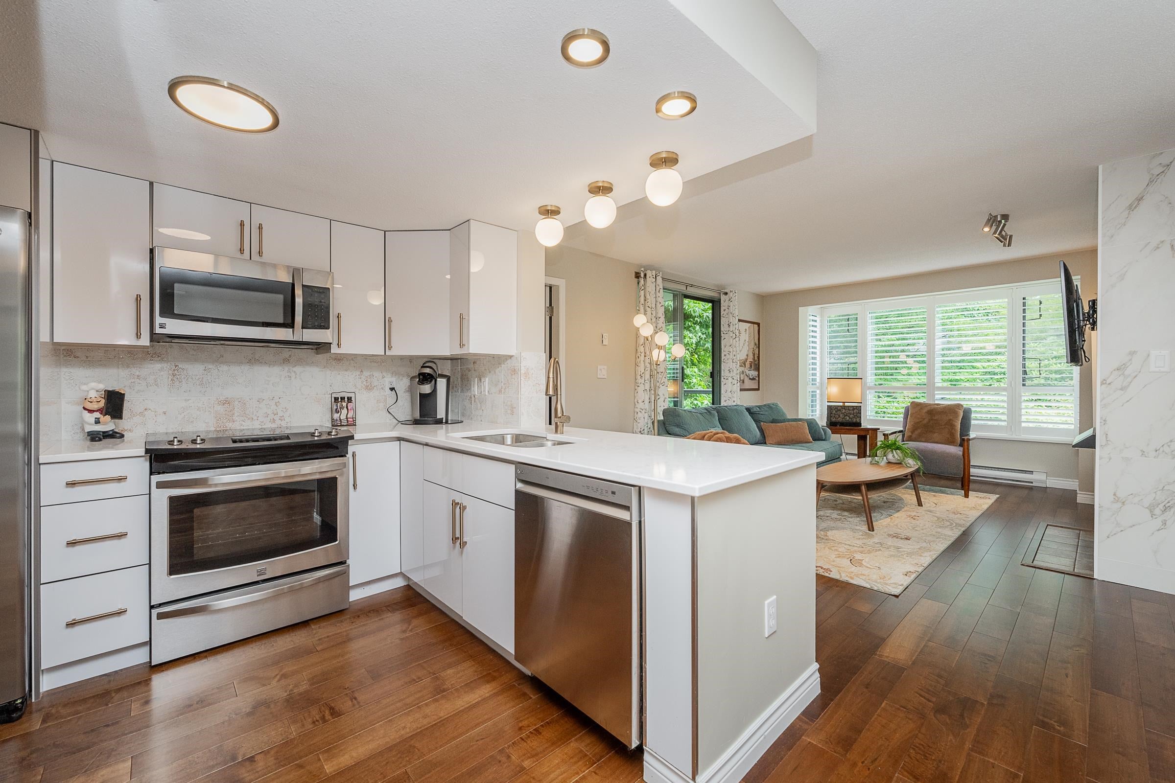220 Newport Drive 304