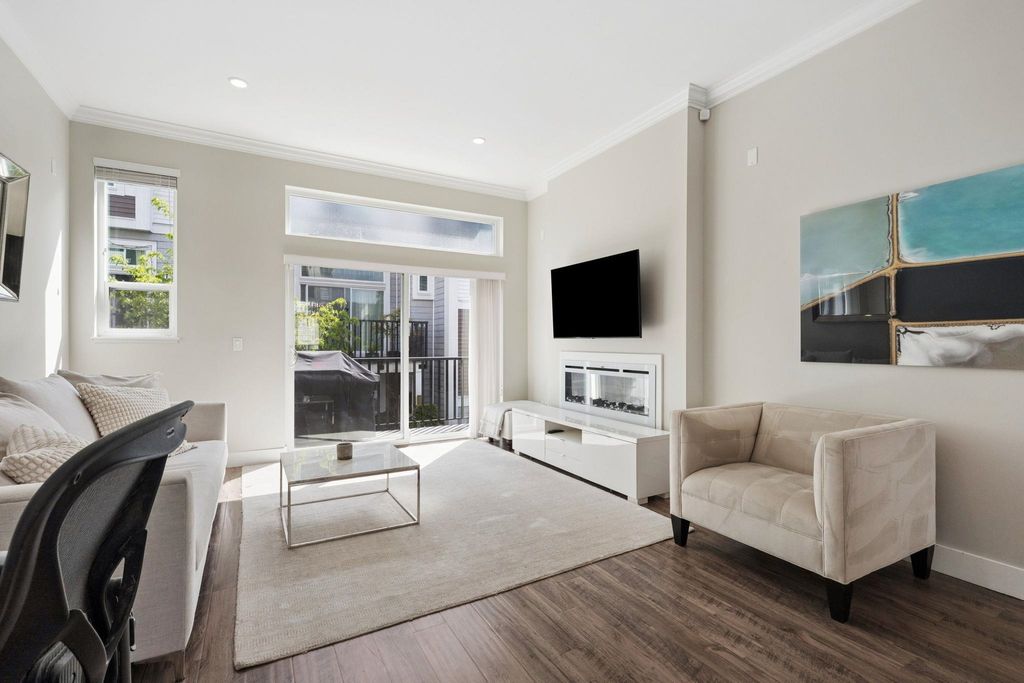 Photo of 2528 156 Street #16, Surrey, BC V4P 0E7 (MLS # R3131816)