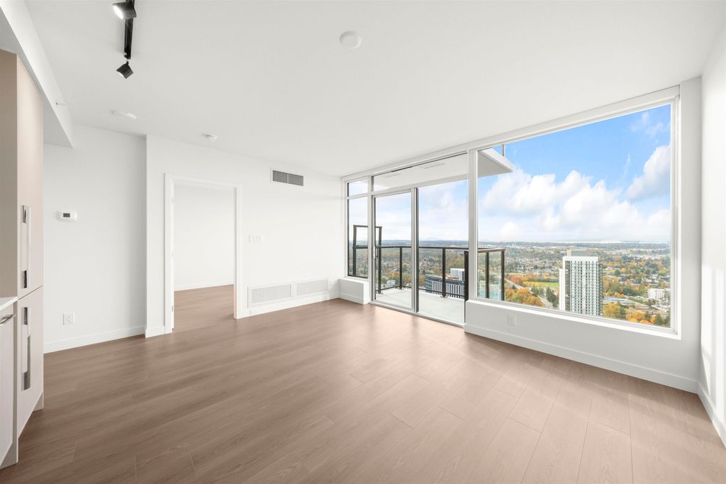 listing image 1106648941355126378