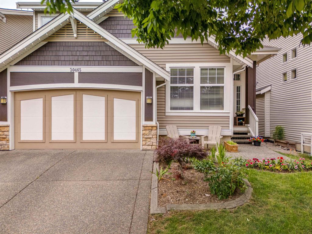 Photo of 20465 67b Avenue, Langley, BC V2Y 3C9 (MLS # R3147892)