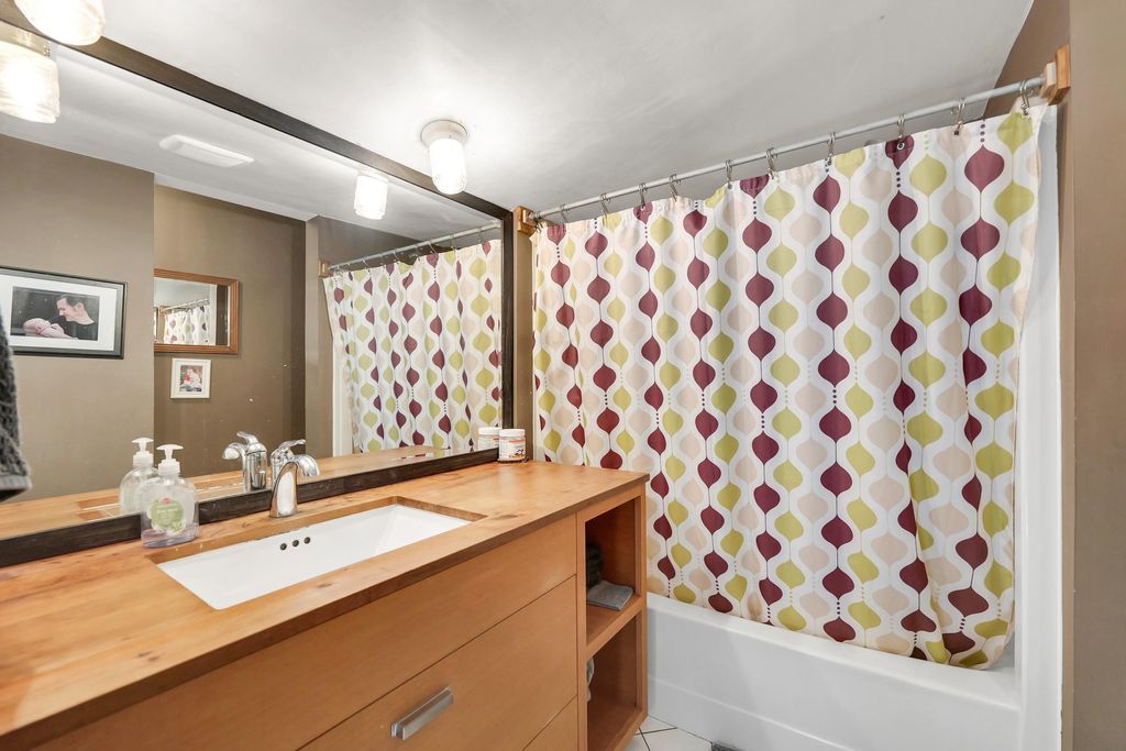 listing image 1104433801503202555