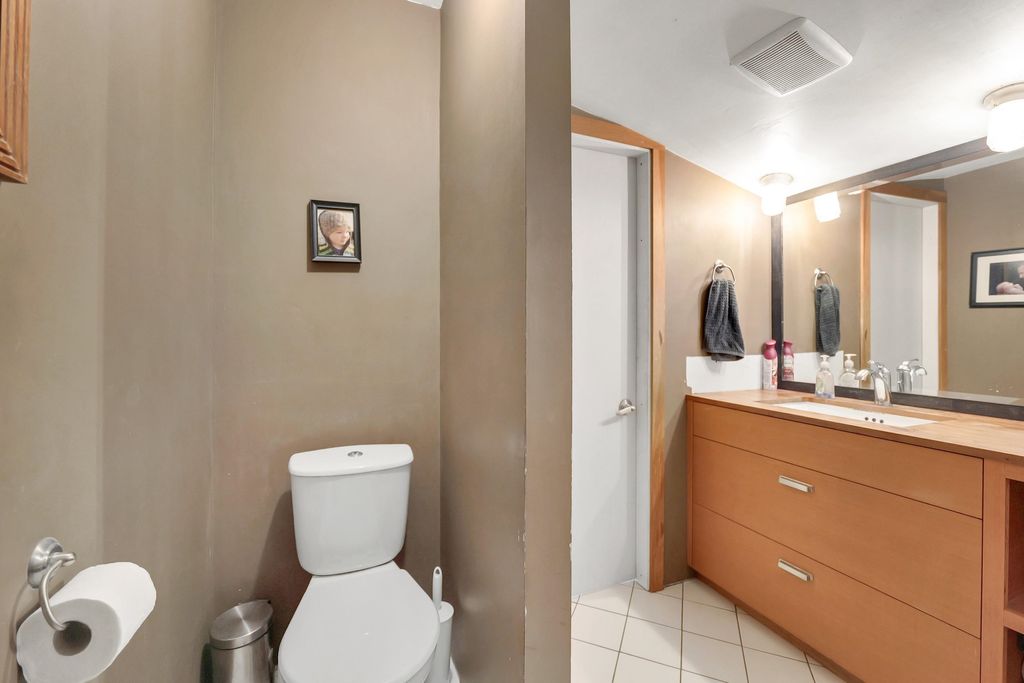 listing image 1104227895464110953