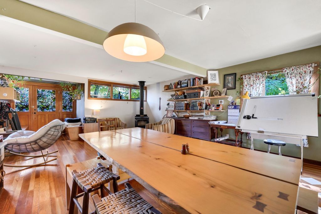 listing image 1100054595711697847