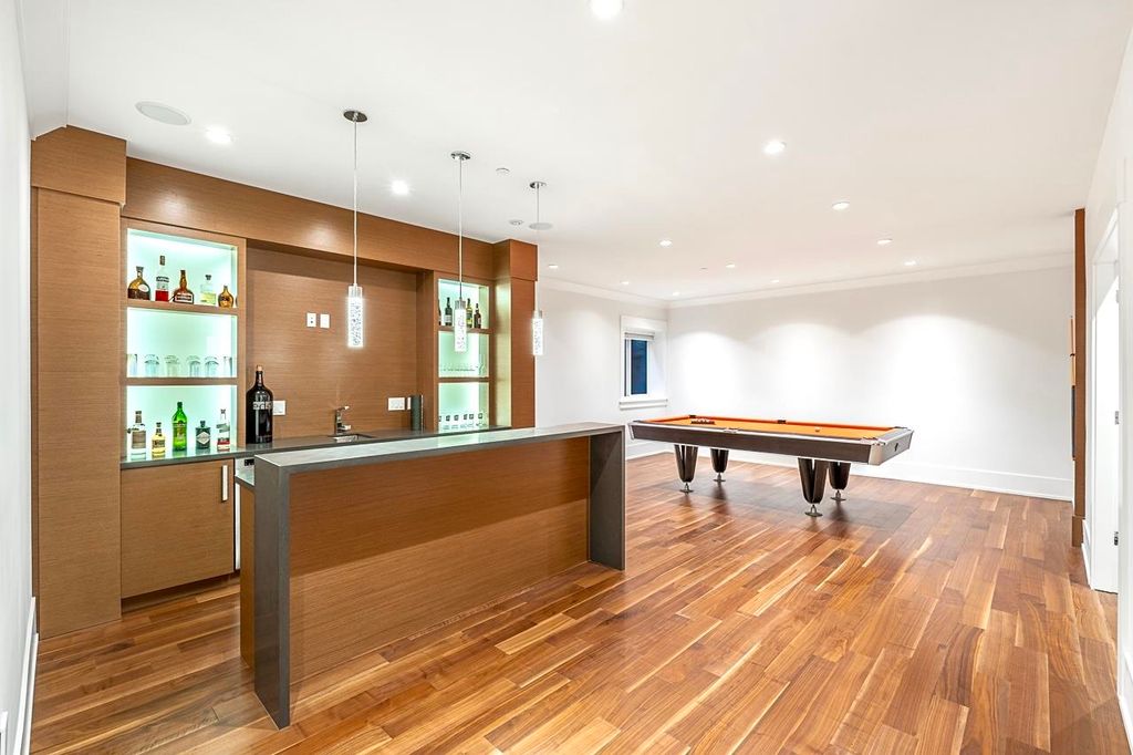listing image 1104976803636630421