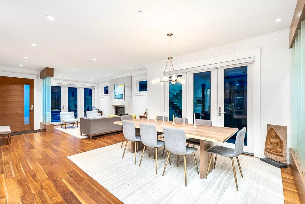 listing image 1105417135668534597