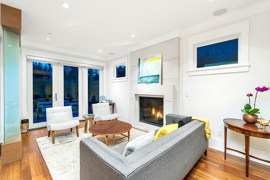 listing image 1109873123660807848