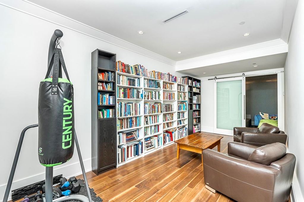 listing image 1105240441748934743
