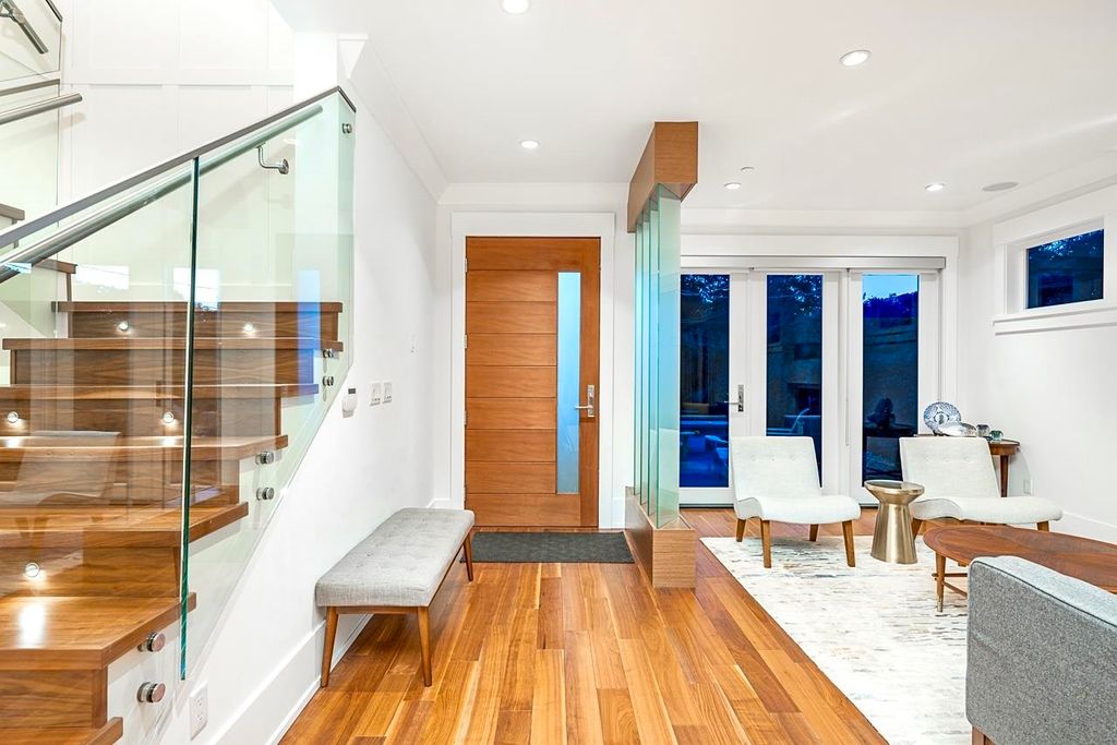 listing image 1105769119104447887