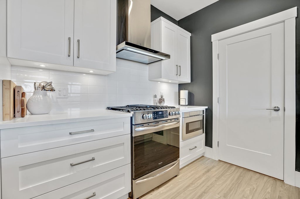 Photo of 45745 Watson Road #507, Chilliwack, BC V2R 6K3 (MLS # R3105816)