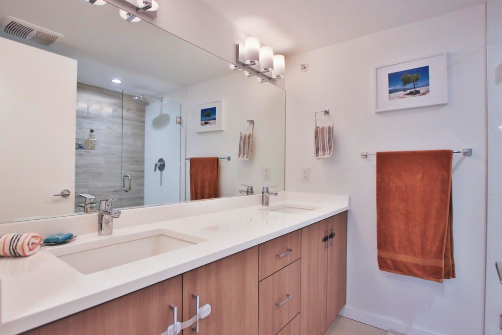 listing image 1107481329715990318