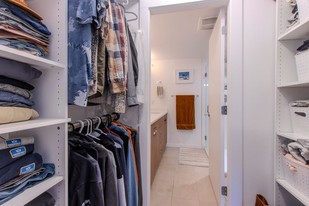 listing image 1108640187460121789