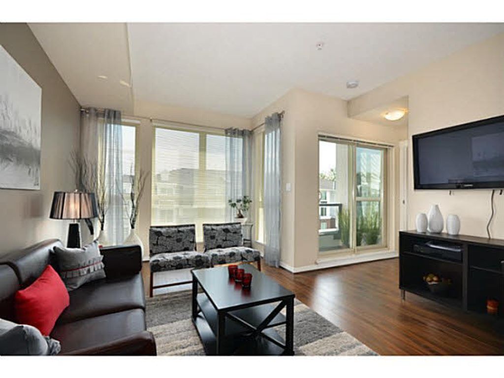 listing image 1104864788264422621