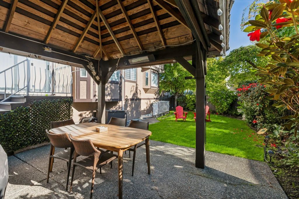 listing image 1102822241983572693