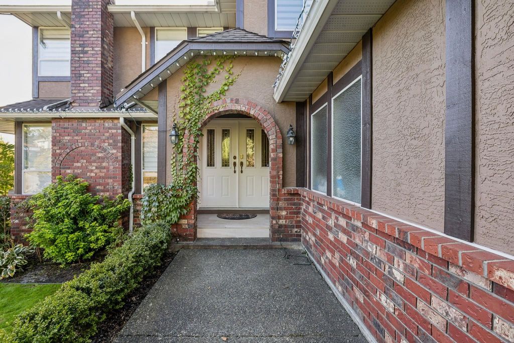 listing image 1104375094480770801