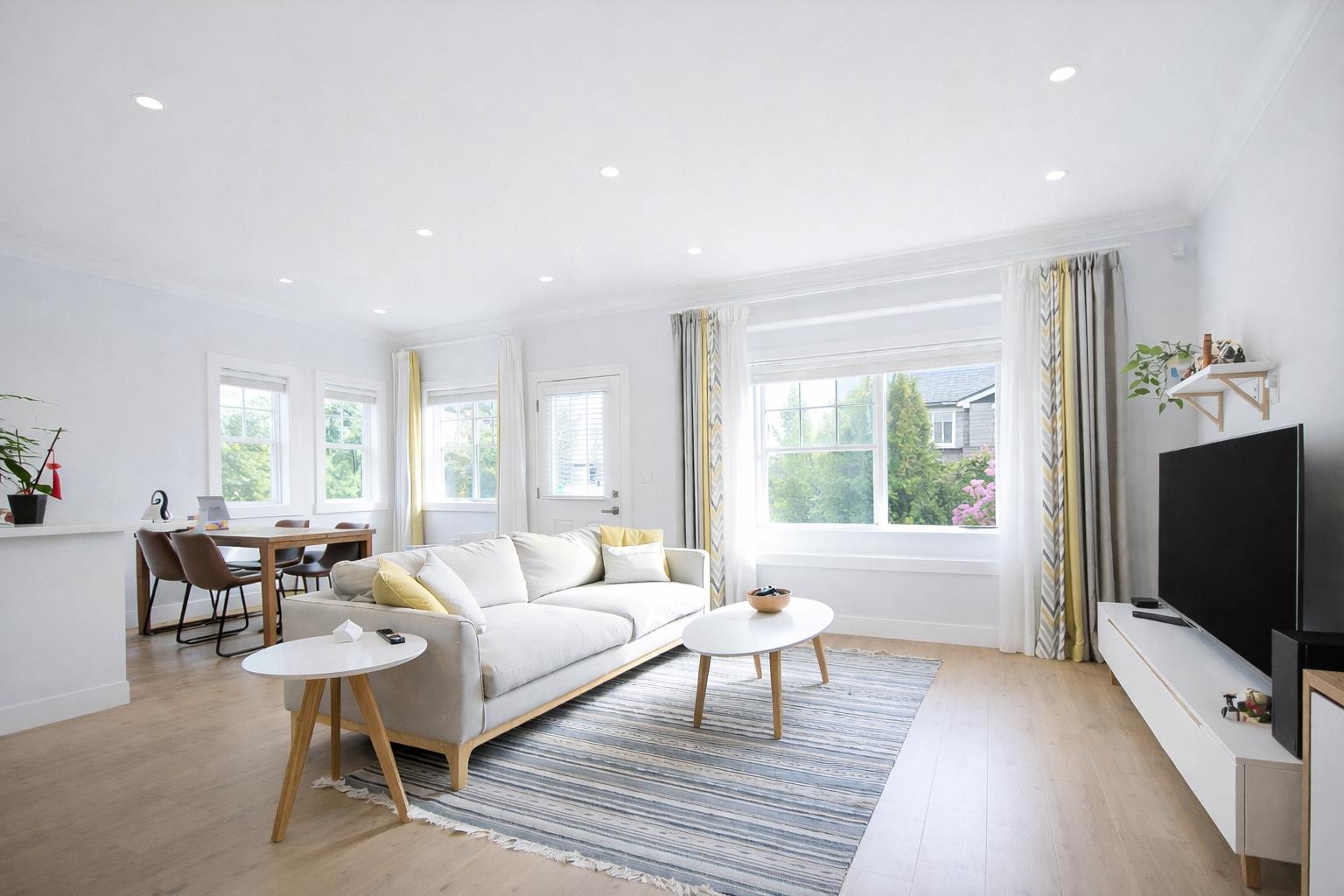 8477 Williams Road 2