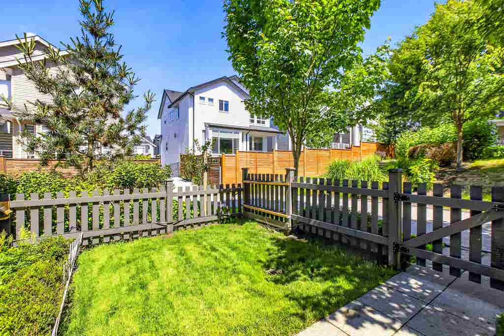 Photo of 11295 Pazarena Place #1406, Maple Ridge, BC V2X 4K9 (MLS # R3143455)