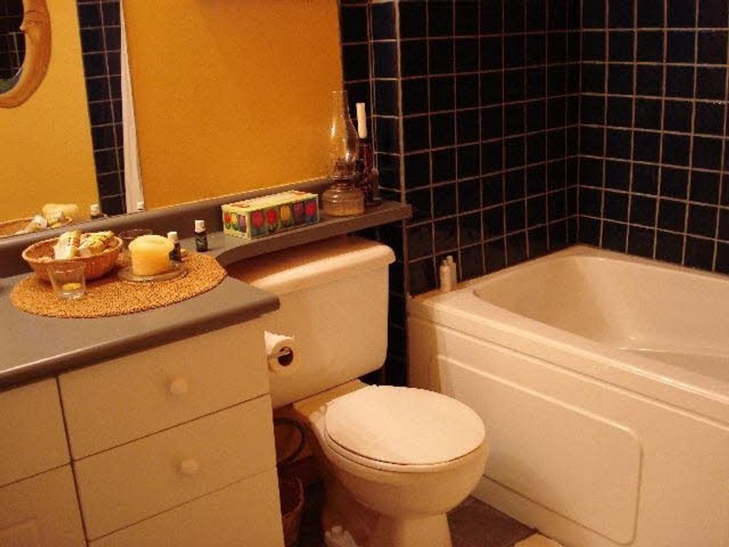 listing image 1102045290544631861