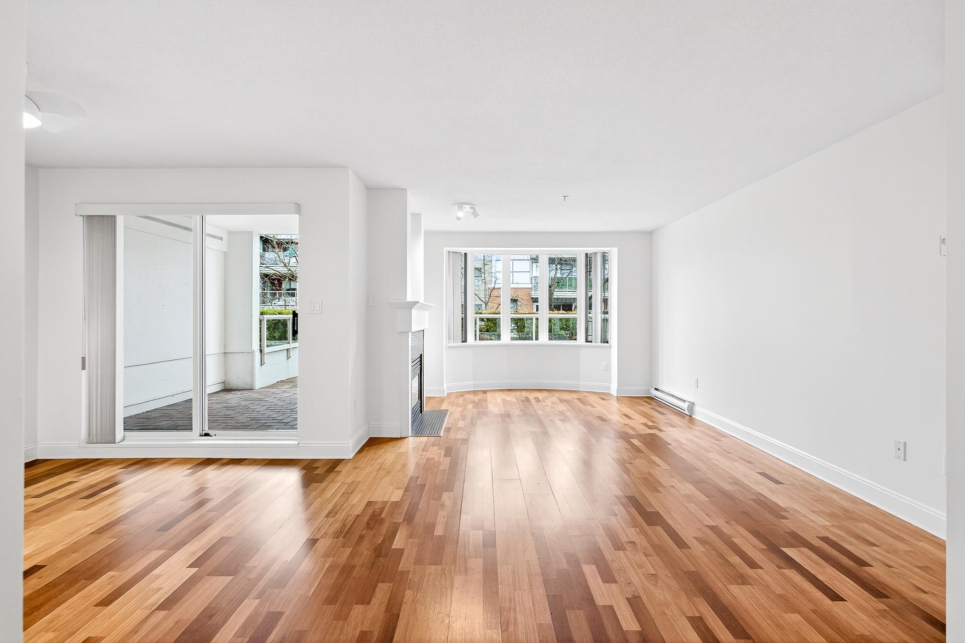 220 Newport Drive 213