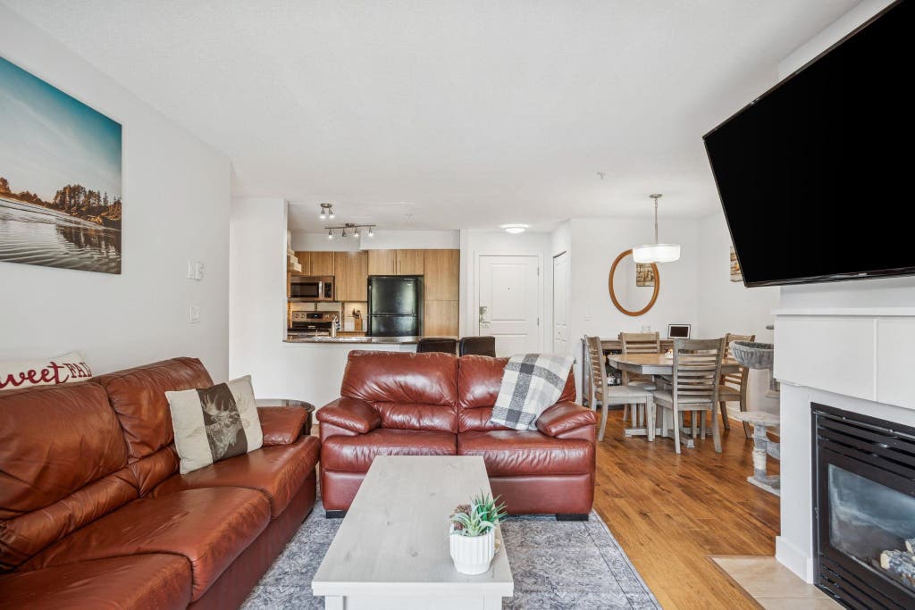 Photo of 12020 207a Street #305, Maple Ridge, BC V2X 8V2 (MLS # R3149081)