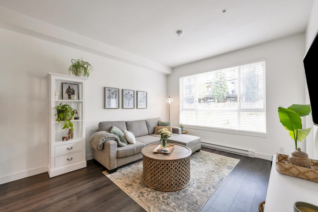 Photo of 16396 64 Avenue #305, Surrey, BC V3S 6X6 (MLS # R3080185)