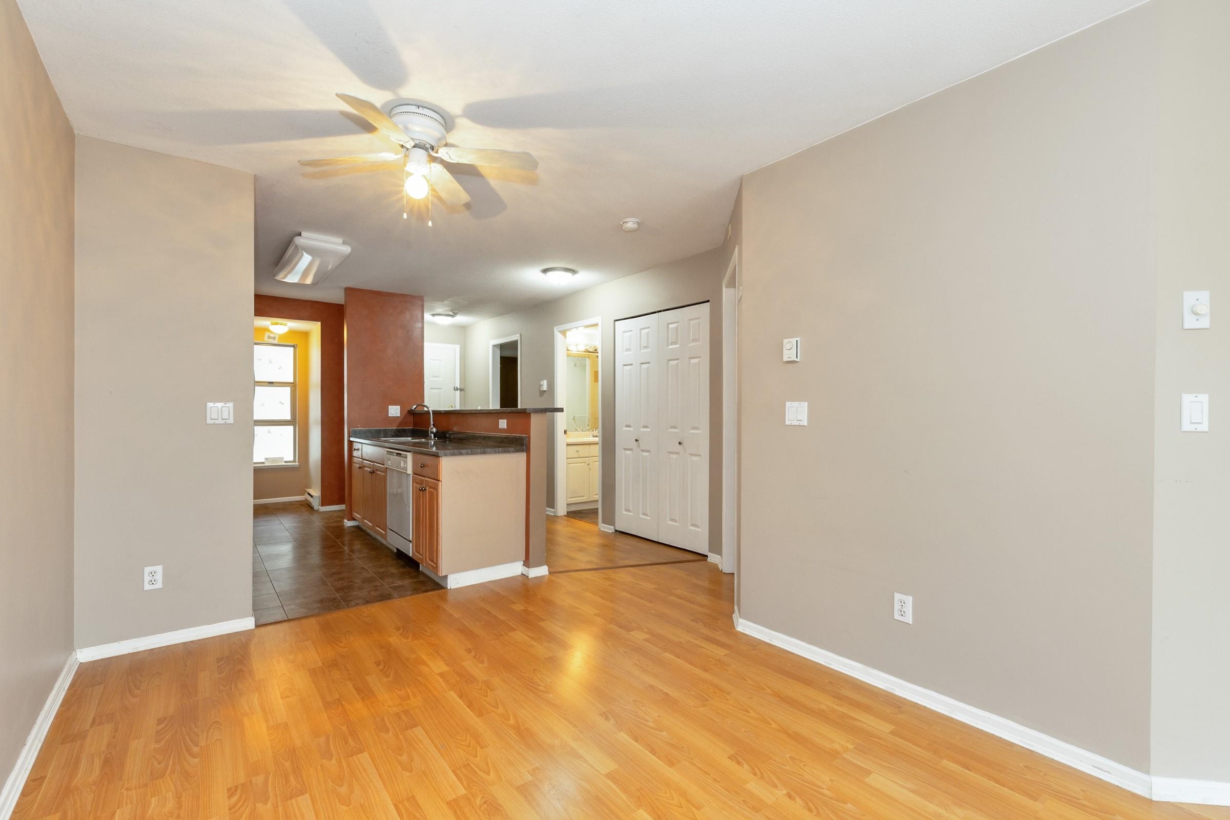 22277 122 Avenue 206