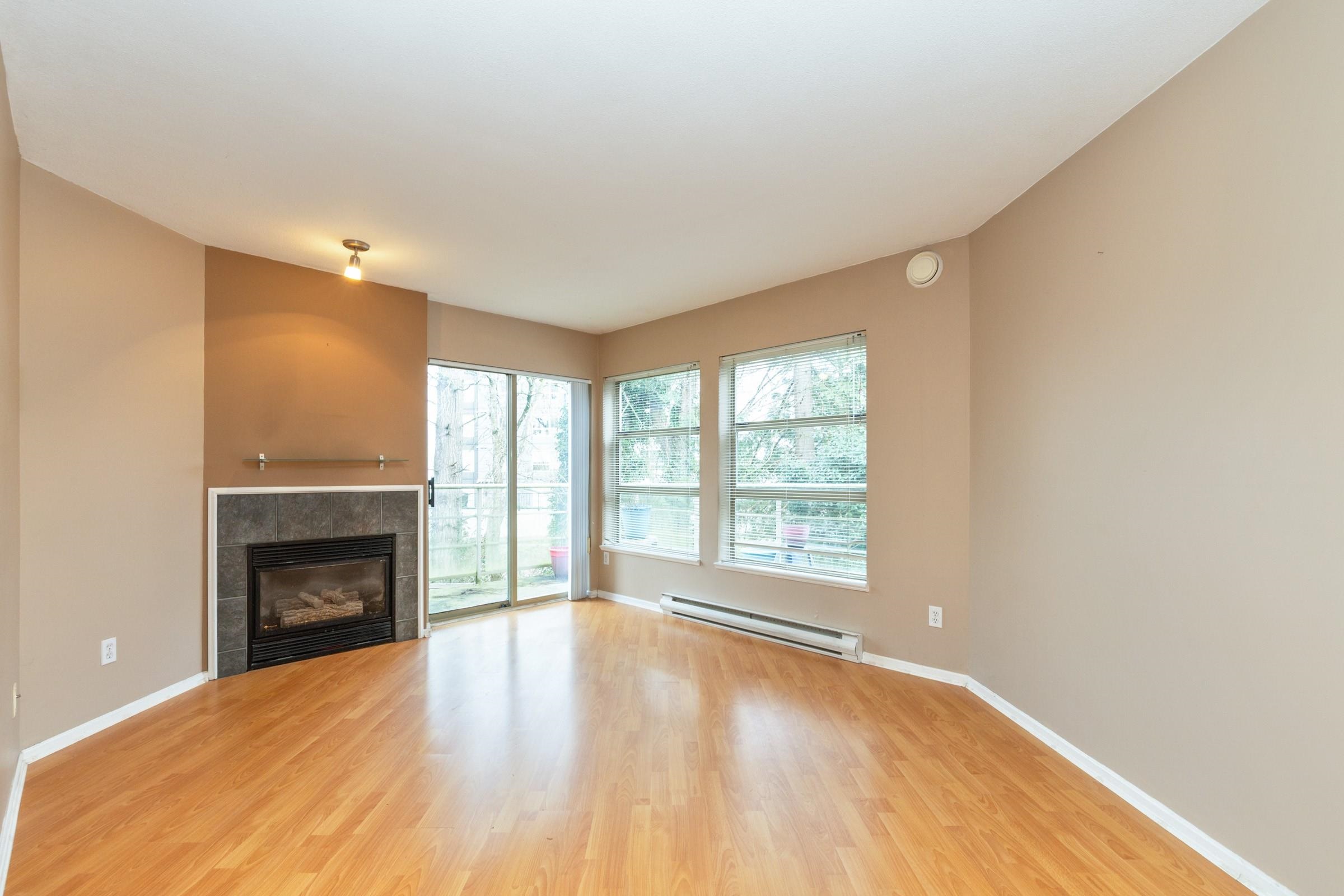 22277 122 Avenue 206