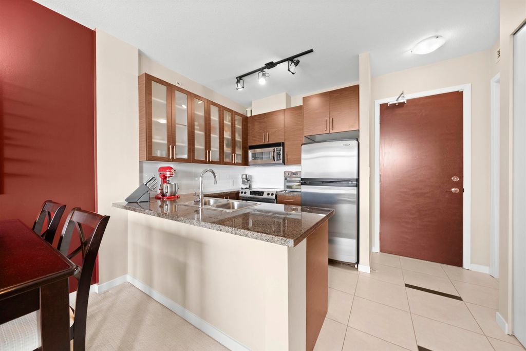 listing image 1109979851681222090