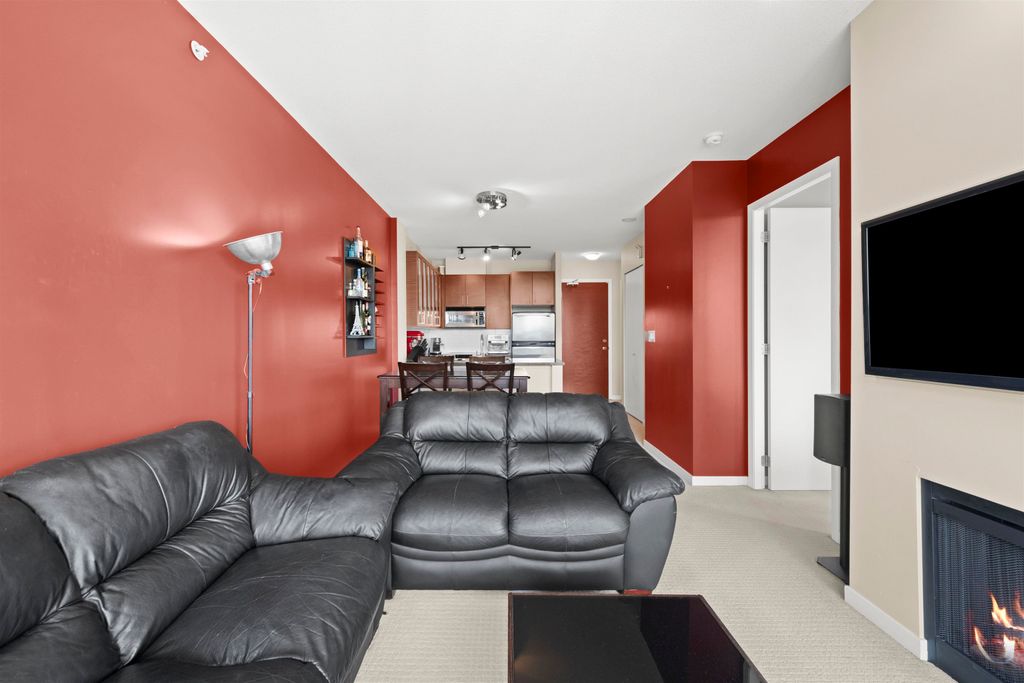 listing image 1106354830034103234