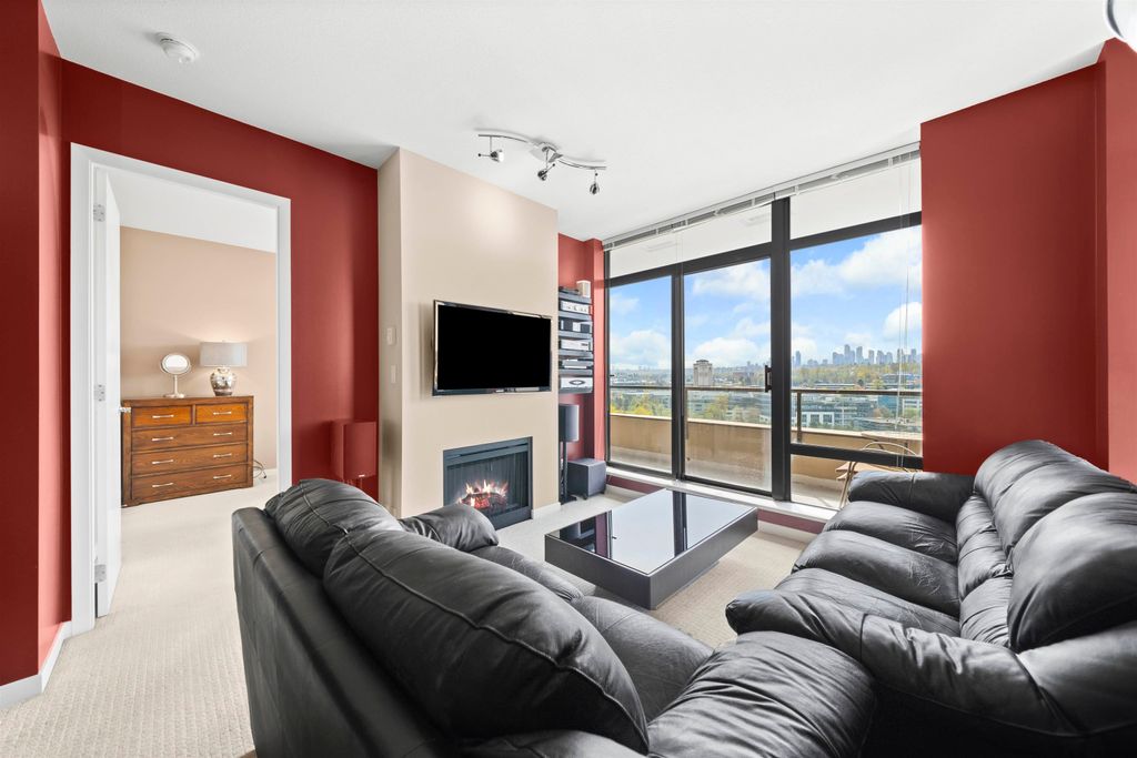 listing image 1107588504630929586