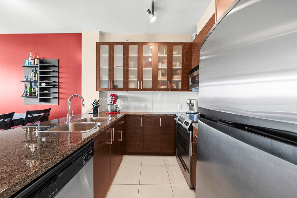 listing image 1108434502439628067