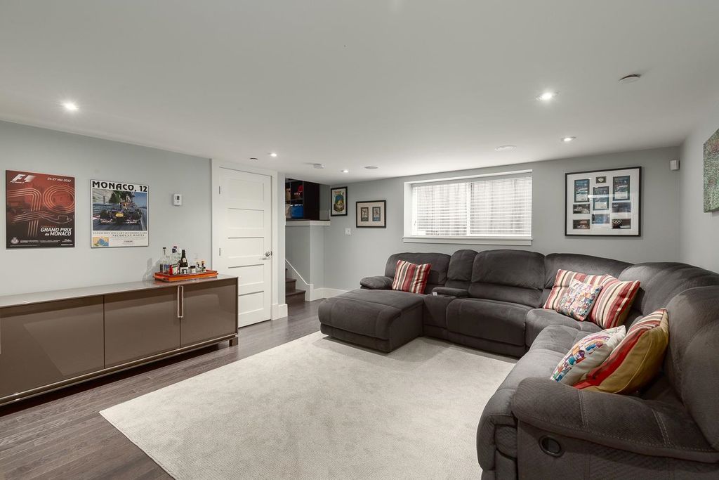 listing image 1103808708022830443
