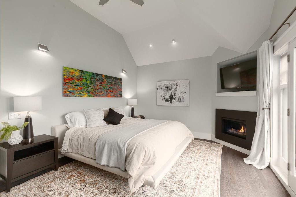 listing image 1108577006007200879