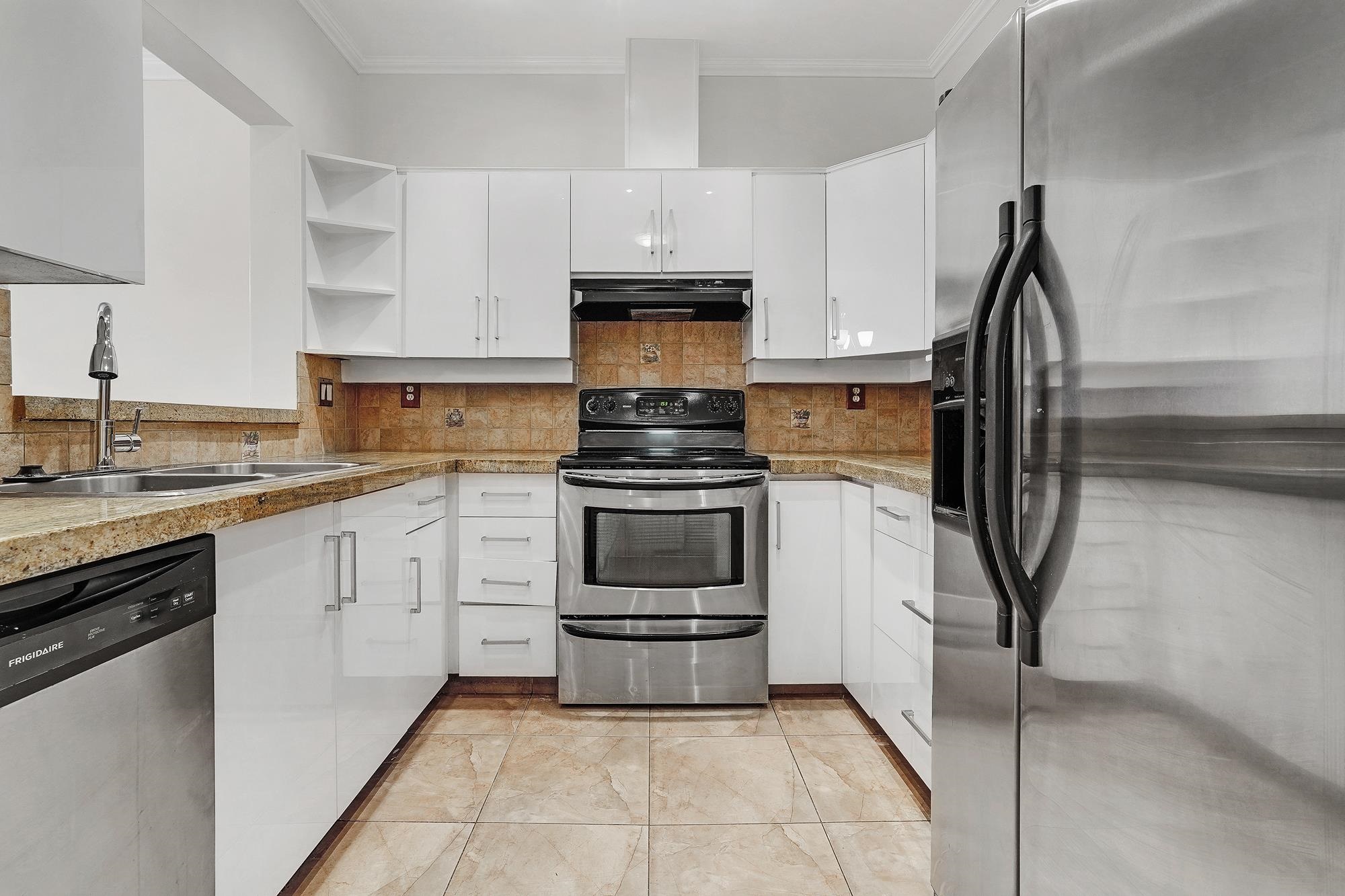 8560 General Currie Road 307