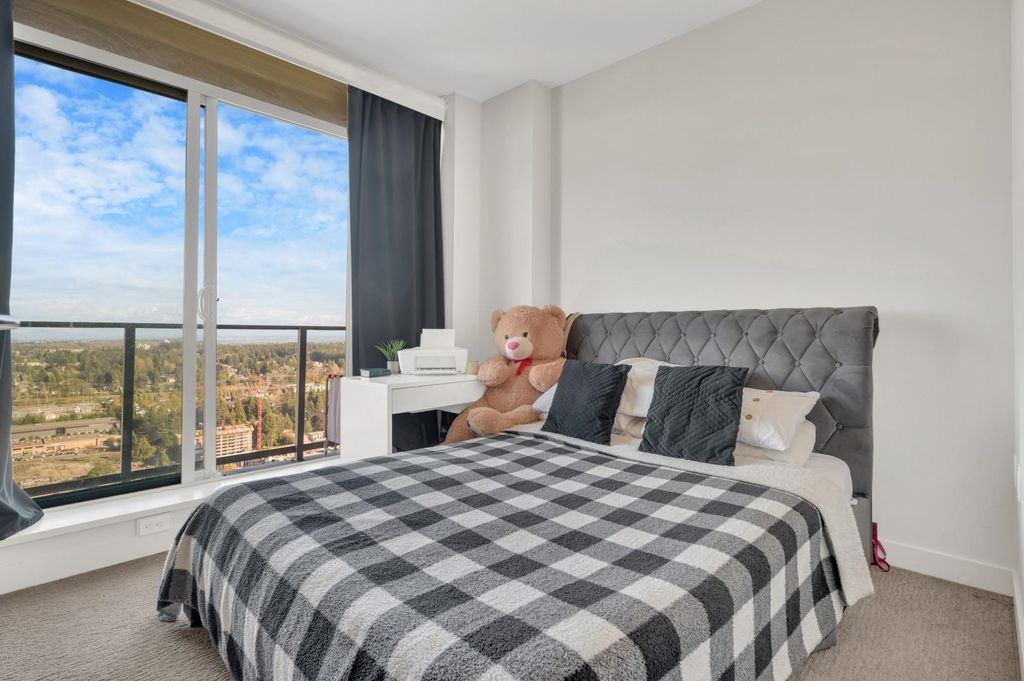 listing image 1106555324372828662