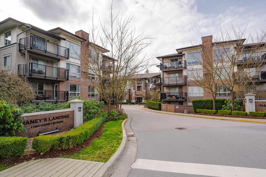 Photo of 11665 Haney Bypass #102, Maple Ridge, BC V2X 8W9 (MLS # R3109301)